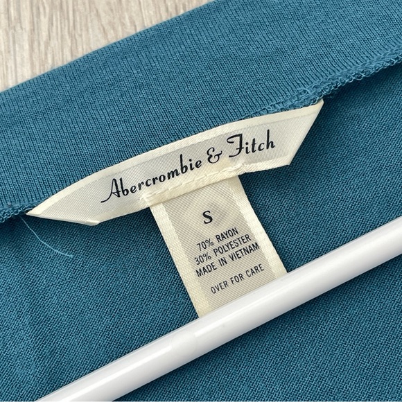 Abercrombie & Fitch Top sequin v neck long sleeve womens Blue (small) vintage - Picture 2 of 6